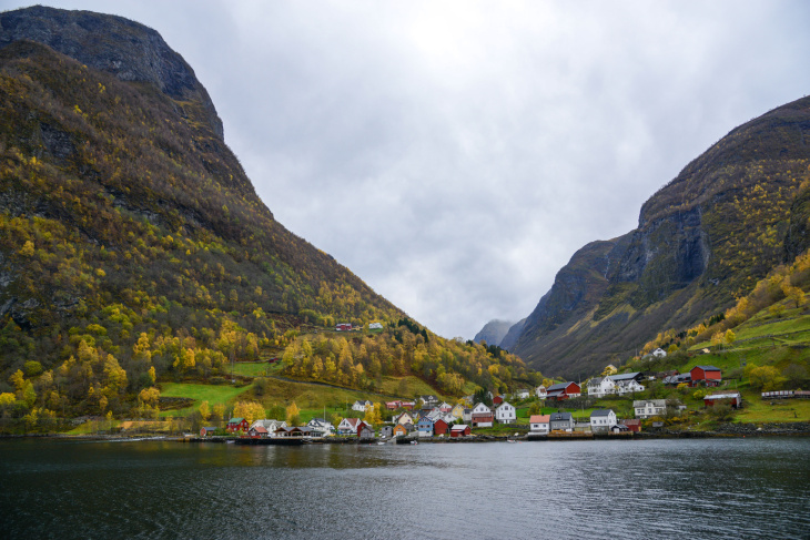 du lịch na uy, du lịch pháp, du lich thuy sy, du lịch turku, du lịch ý, nhà thờ turku, tháp nghiêng pisa, tour châu âu, tour châu âu 11n10đ, vịnh nærøyfjord, vịnh nærøyfjord – vịnh biển hẹp nhất thế giới ở na uy