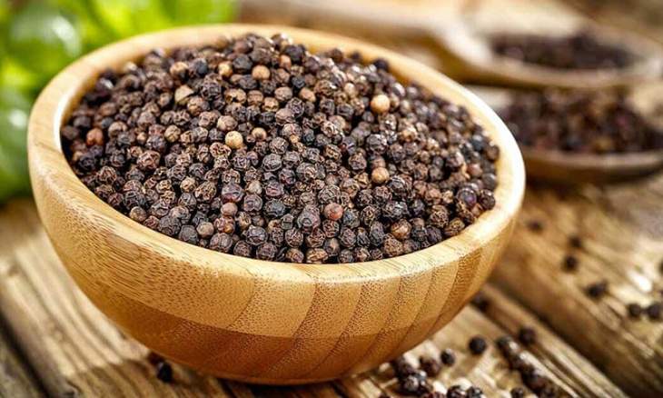 khám phá, tìm hiểu nguồn gốc xuất xứ và cách sử dụng hạt tiêu đen trong ẩm thực