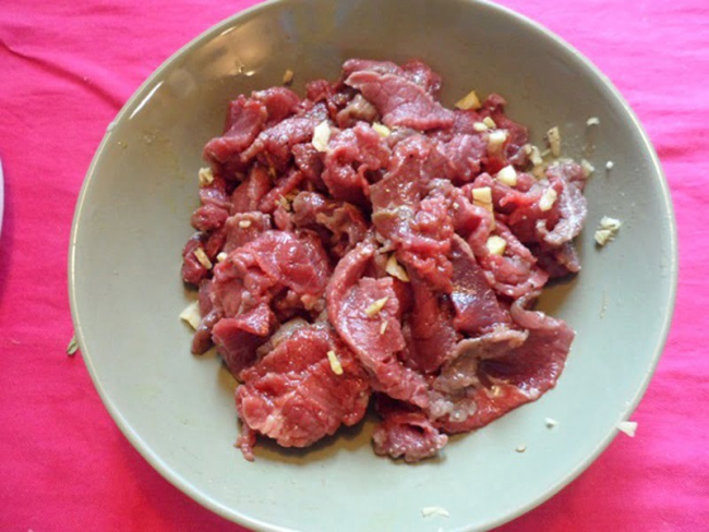 bí quyết để nấu món canh cải ngồng thịt bò thơm ngon và ngọt nước
