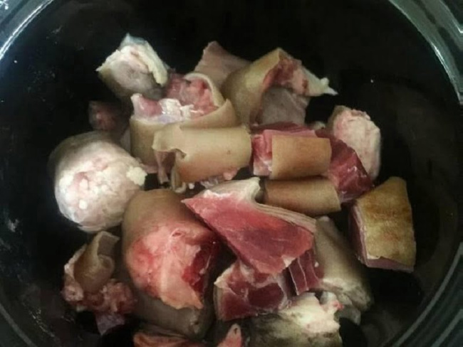 nấu thịt dê hầm thuốc bắc – hương vị độc đáo và tác dụng bổ dưỡng