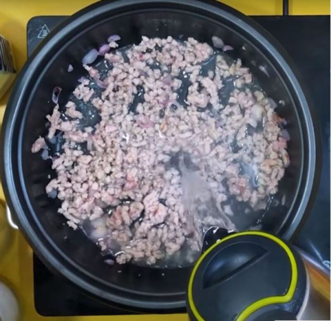 canh củ dền thịt băm – cách nấu chuẩn vị tại nhà!