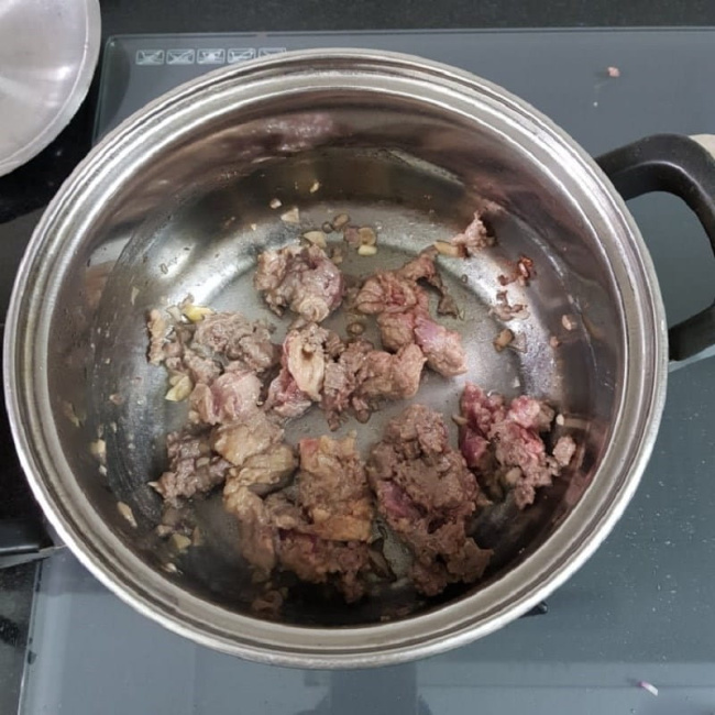 cách nấu nướng nướng canh túng thiếu đao thịt trườn ngon, té vô trực thuộc đơn giản