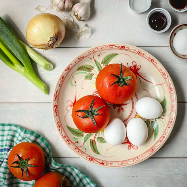 trứng, cà chua, cách nấu món canh trứng cà chua ngon chuẩn vị