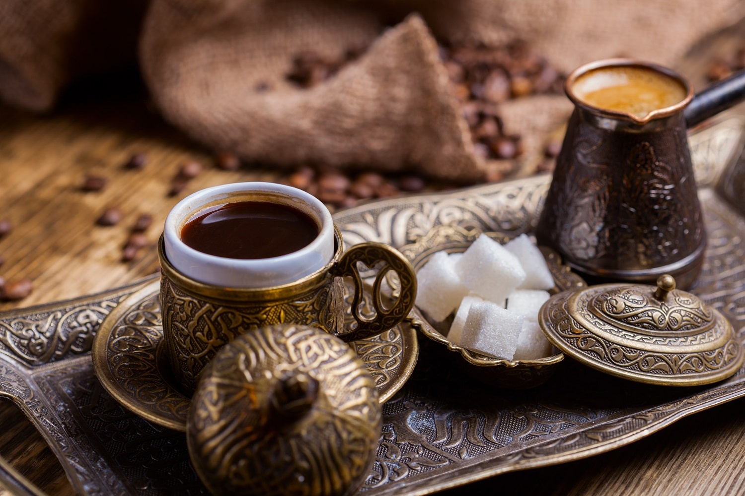 cà phê thổ nhĩ kỳ – turkish coffee: kỳ lạ ly cafe vô tận pha trên cát nóng