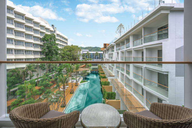 andaman embrace resort & spa – nghỉ dưỡng bên bãi biển nổi tiếng nhất ở phuket
